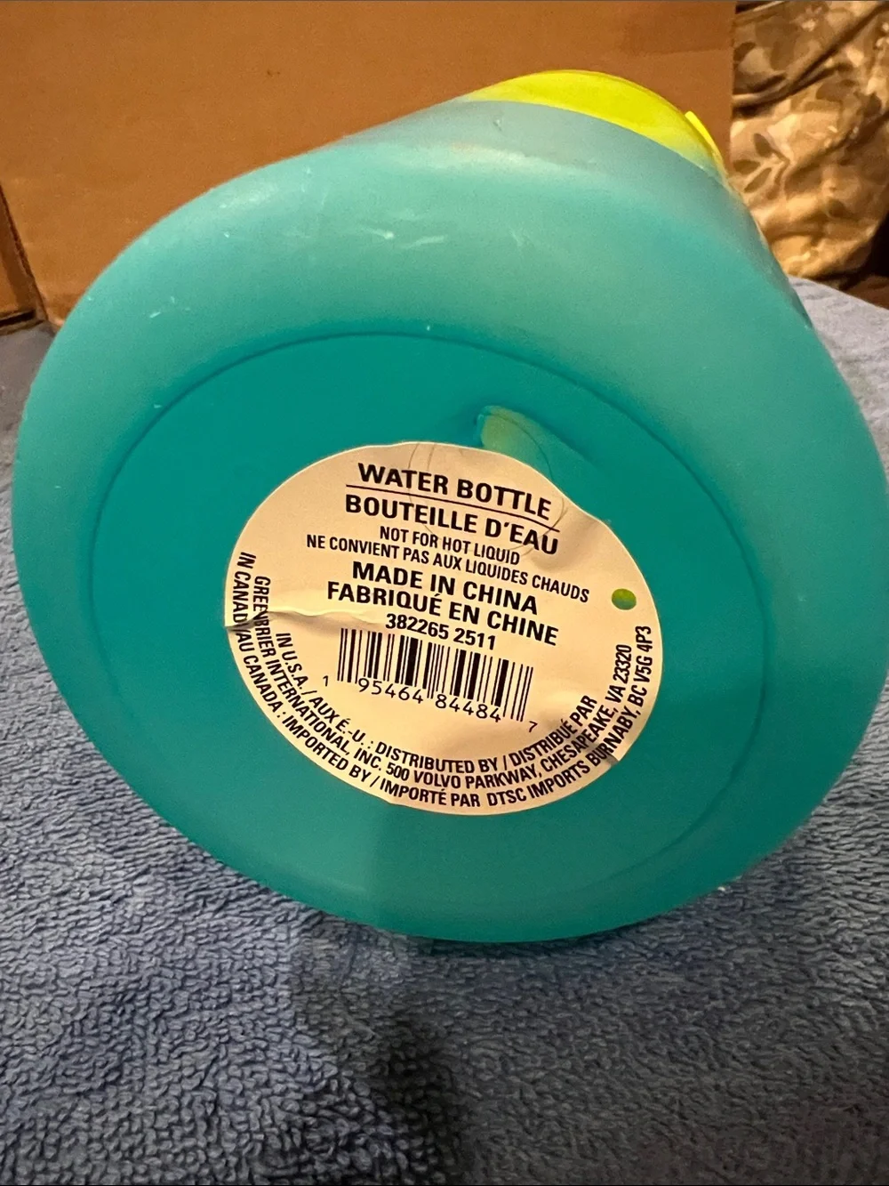 Ombre Green to Teal Water Bottle with Flip Lid